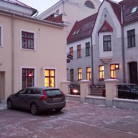 Aaba Apartment Tartu Esterno foto