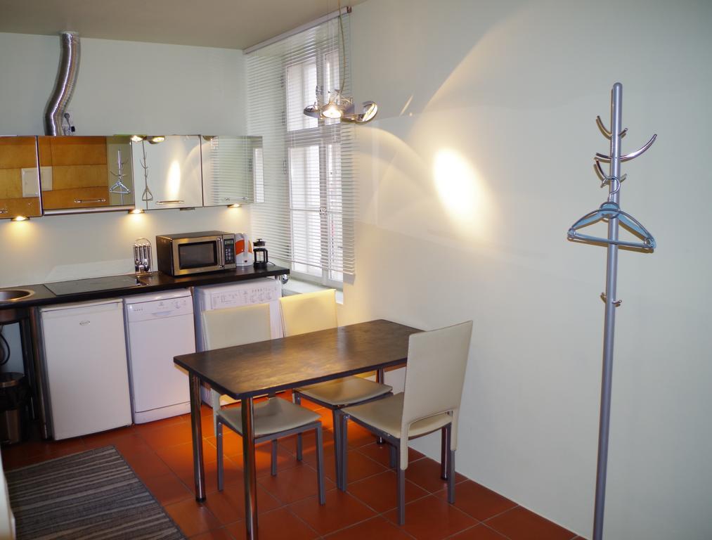 Aaba Apartment Tartu Esterno foto