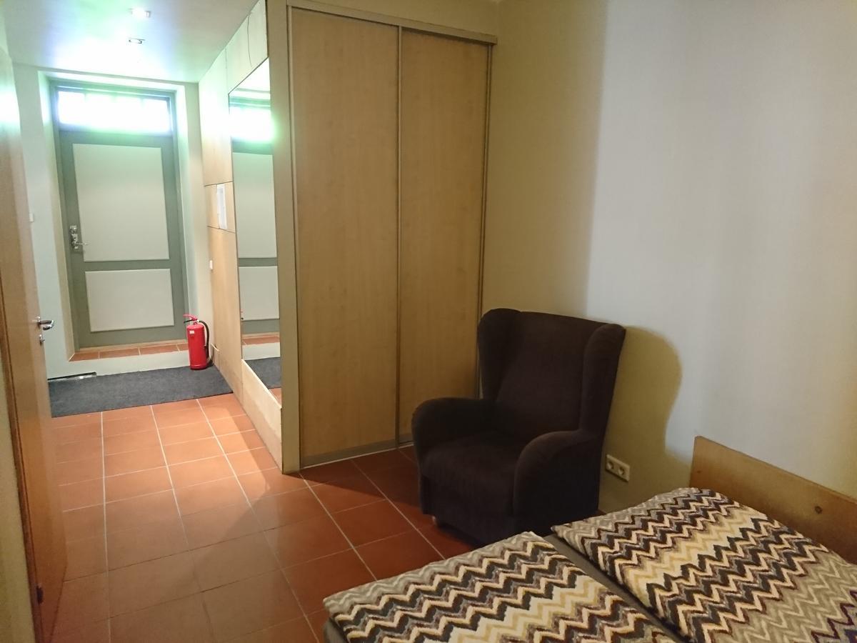Aaba Apartment Tartu Esterno foto